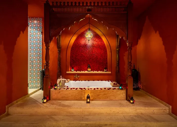 Meses Shiraz Hotel Superior-Adults Only