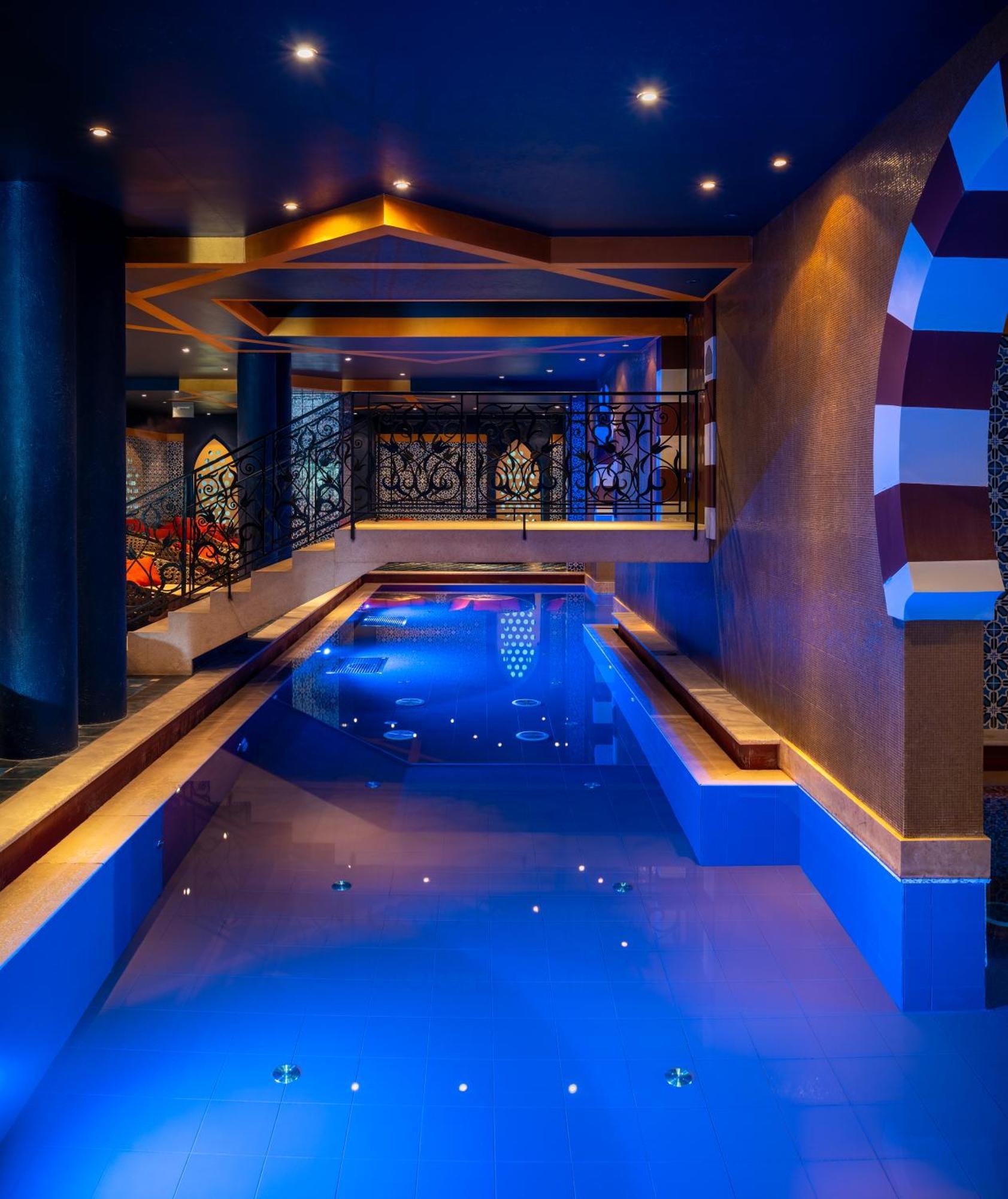 Meses Shiraz Superior-adults Only 4*